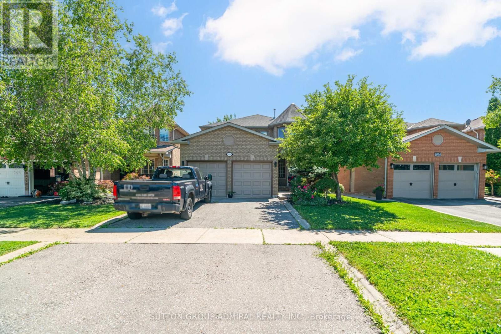 Property Photo:  8890 Martin Grove Road  ON L4H 1C3 