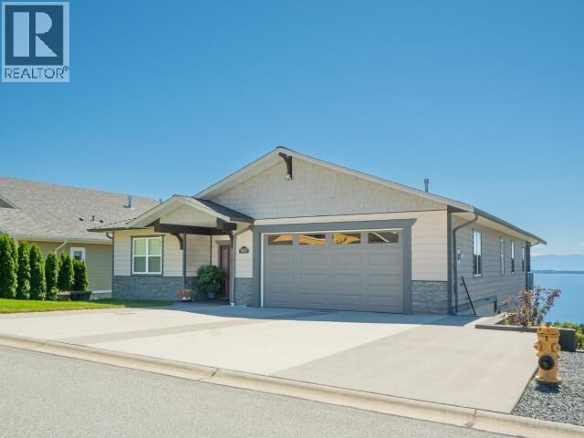 Property Photo: 5423 Hemlock Street BC V8A 0T7