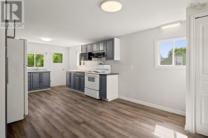 Property Photo: 36 Willow Street NS B0P 1P0