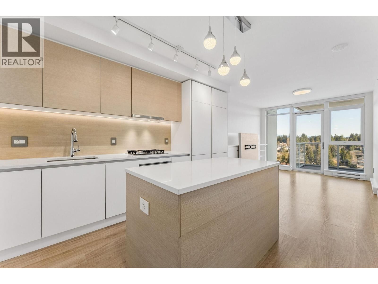 Property Photo:  525 Foster Avenue 1808  BC V3J 0H6 