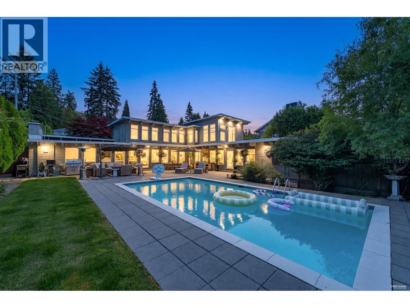 Property Photo:  1555 Queens Avenue  BC V7V 0B2 