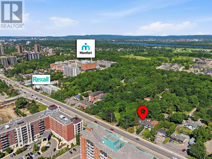 Property Photo: 829 Montreal Road ON K1K 0S9
