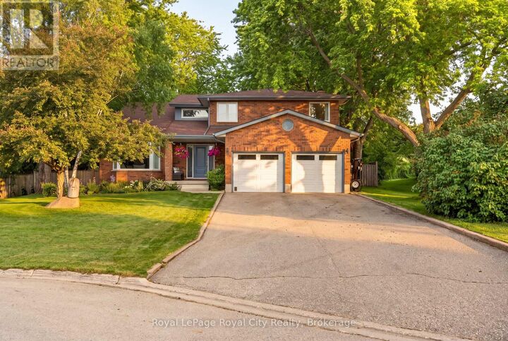 9 Darren Place — photo 1