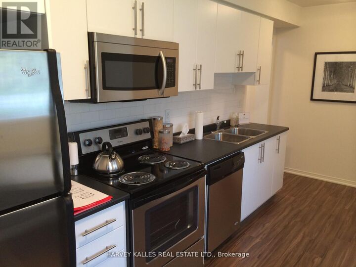 Property Photo:  1971 Victoria Park Avenue 11  ON M1R 1V1 