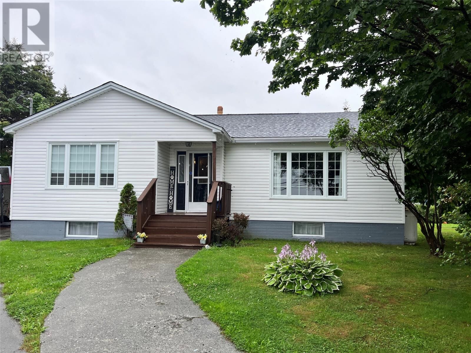 Property Photo:  109 Conception Bay Highway  NL A0A 1W0 