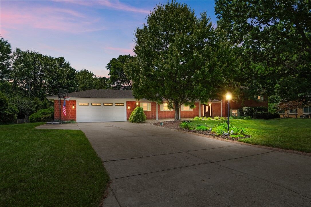 Property Photo:  686 Evans Lane  OH 45459 