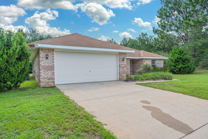 Property Photo:  8180 Shooter Lane  FL 32567 