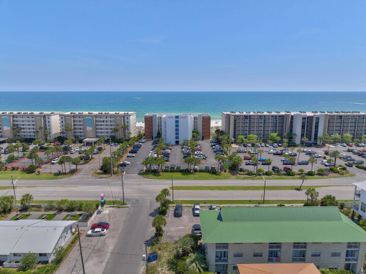 Property Photo:  375 Bluefish Drive 304  FL 32548 