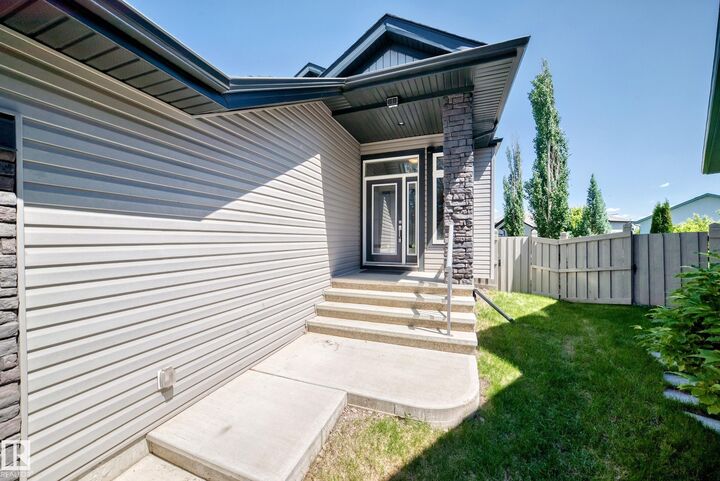 Property Photo: 1781 Melrose Crescent SW AB T6W 0A2