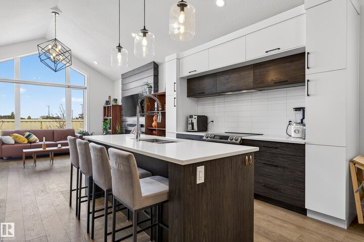 Property Photo:  45 Evermore Crescent  AB T8N 7W9 