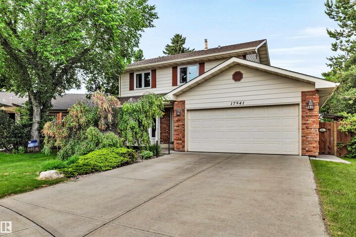Property Photo:  17941 57 Avenue NW  AB T6M 1X6 