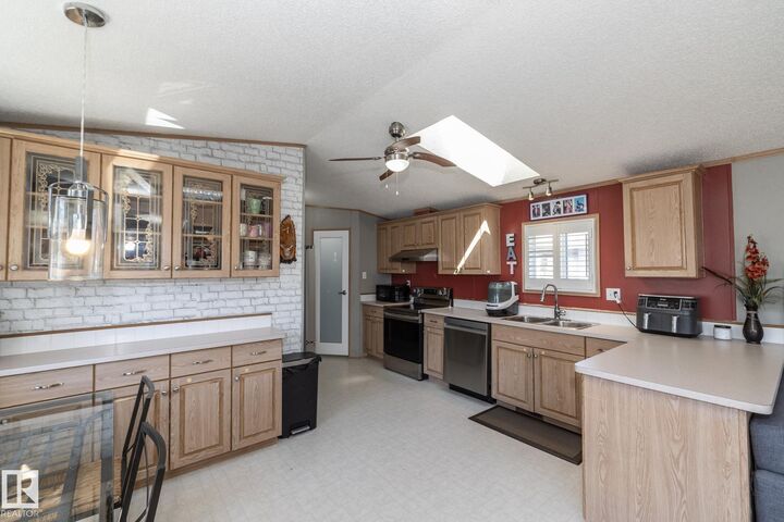 Property Photo:  143 48 3400 Street  AB T7Z 1V9 