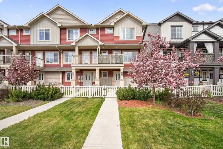 856 Daniels Way SW — photo 1