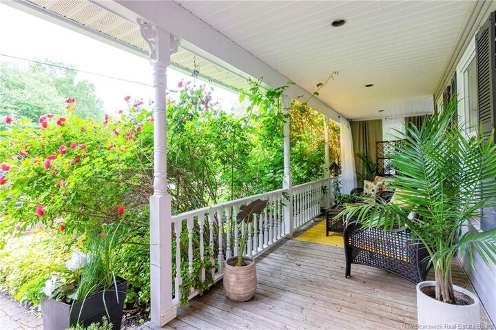 Property Photo: 5 Harvard Court NB E1B 4S4