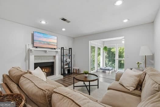 Property Photo:  2698 Suwanee Way  GA 30067 