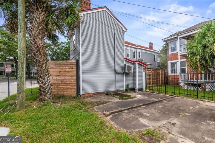 Property Photo:  120 W 37th Street  GA 31401 