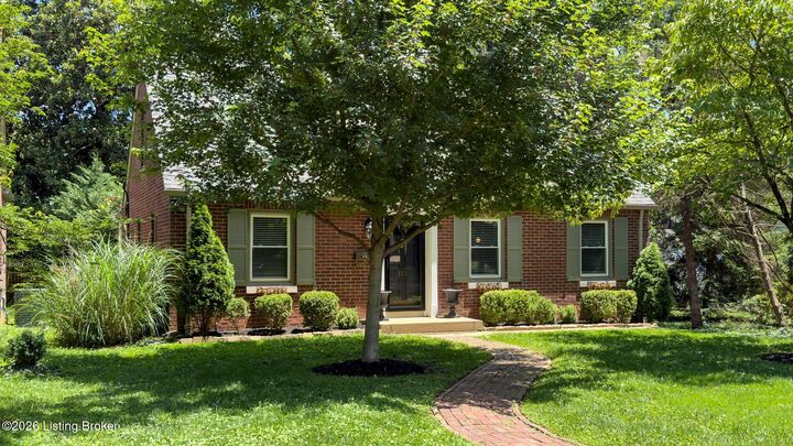 Property Photo:  521 Dover Rd  KY 40206 
