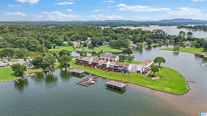 Property Photo: 2317 Fraim Drive AL 35128
