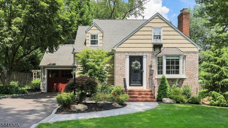 Property Photo:  112 Jefferson Ave  NJ 07090 