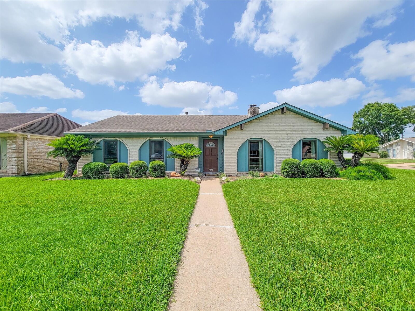 Property Photo:  9202 Benning Drive  TX 77031 
