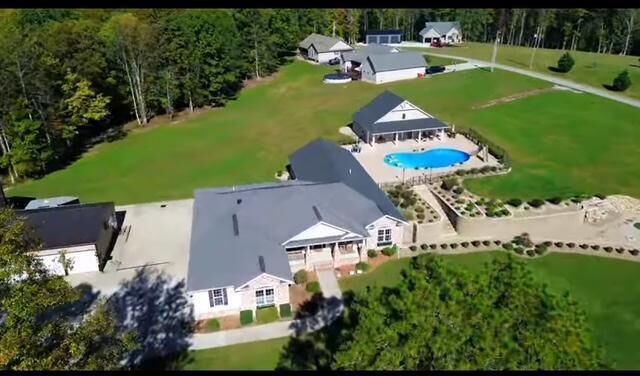 Property Photo:  888 High Moore Road  KY 40741 