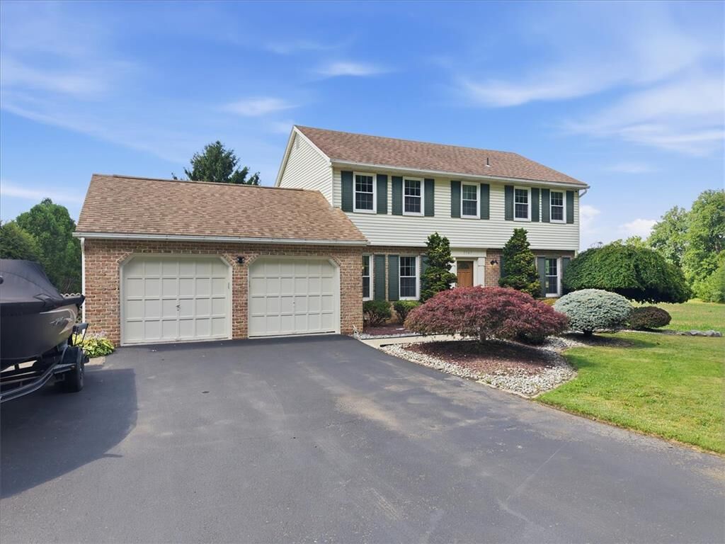 Property Photo:  3547 Hecktown Road  PA 18020 