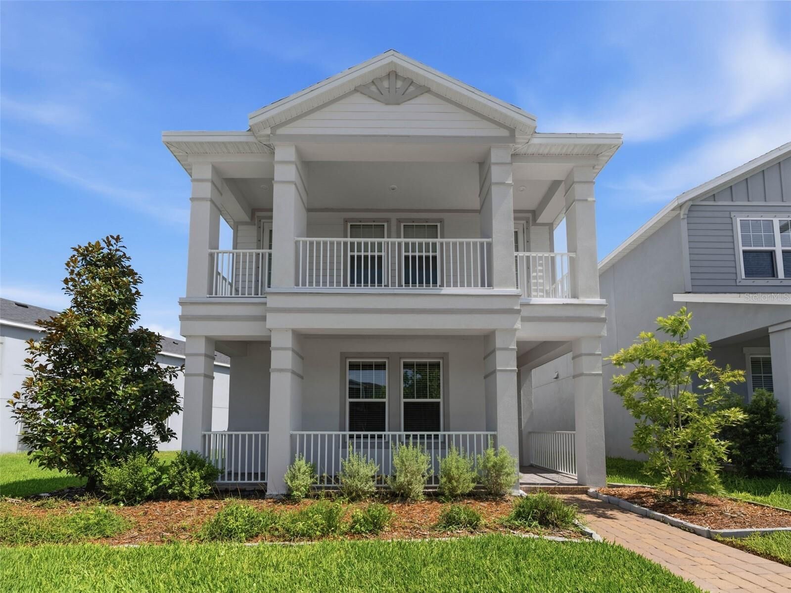 Property Photo:  