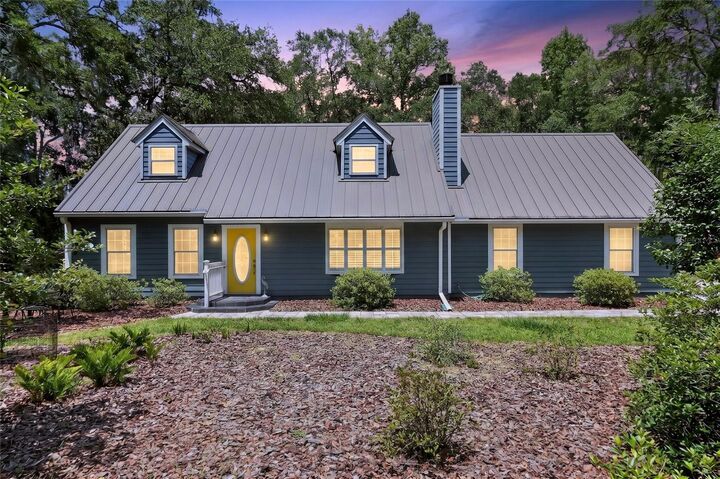 Property Photo:  5101 NW 65th Lane  FL 32653 