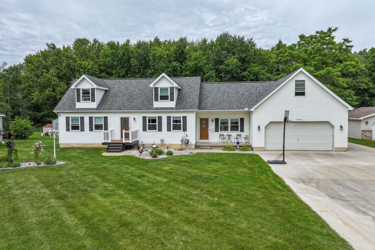 Property Photo:  3084 Eugene Street  MI 48519 