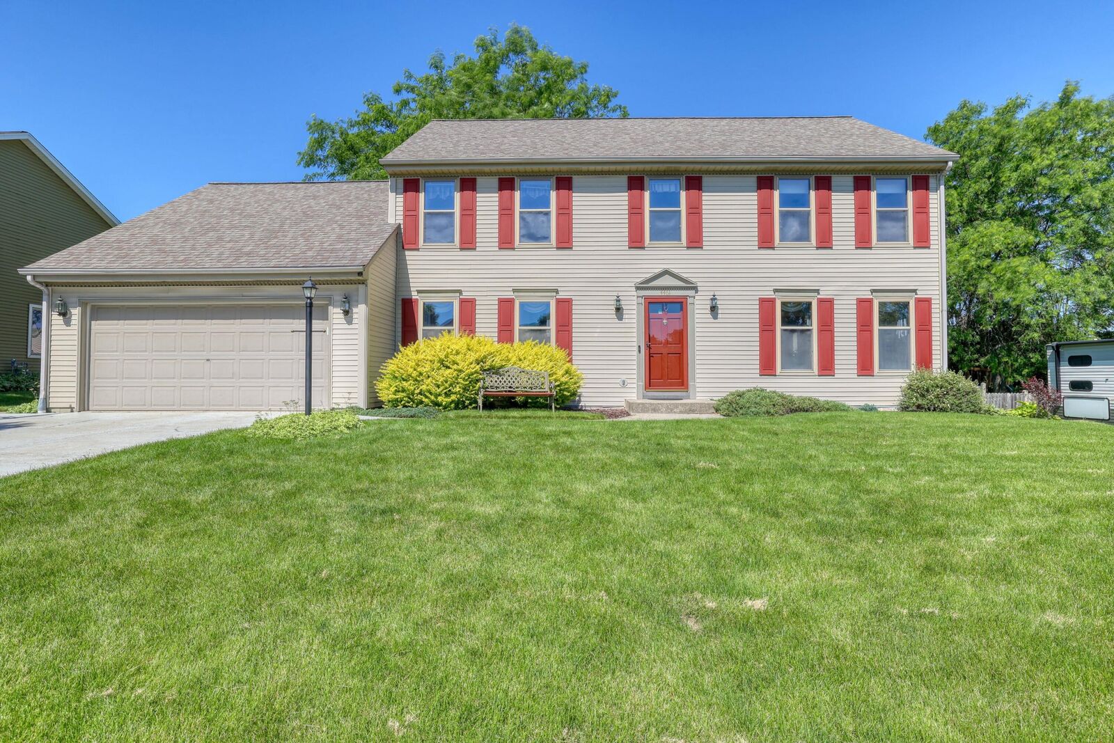 Property Photo:  4461 S 116th St  WI 53228 