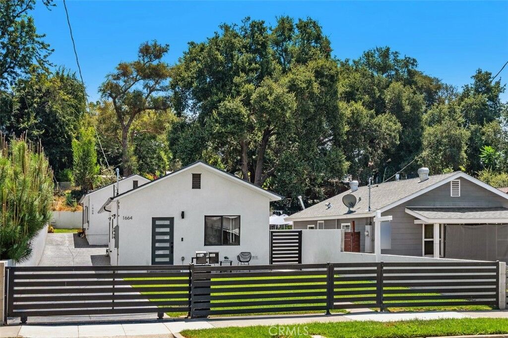 Property Photo:  1664 Glen Avenue  CA 91103 