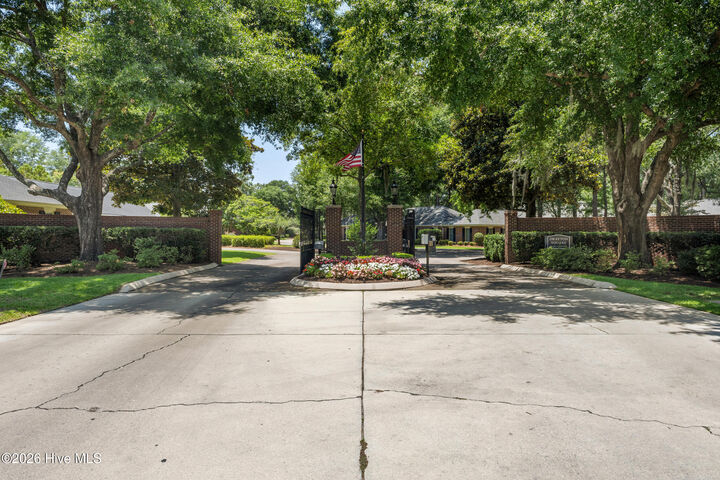 Property Photo: 1904 Brewton Court NC 28403