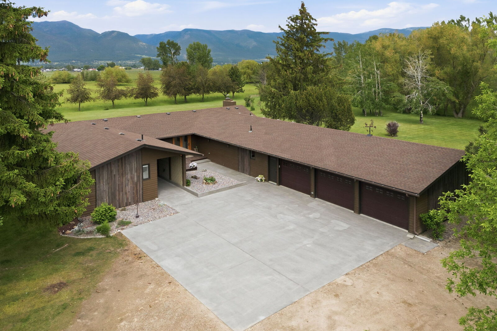 Property Photo:  586 Cash Nichols Road  MT 59870 