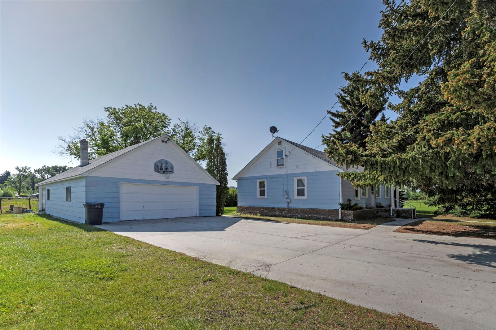 Property Photo:  232 Kurtz Lane  MT 59840 