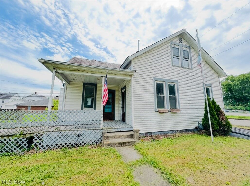 Property Photo:  323 5th Street  OH 45744 
