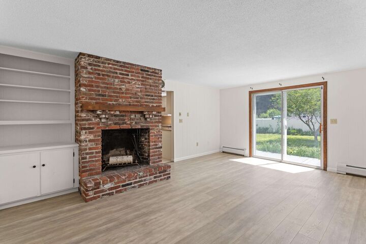Property Photo:  10 Colonial Circle  NH 03842 