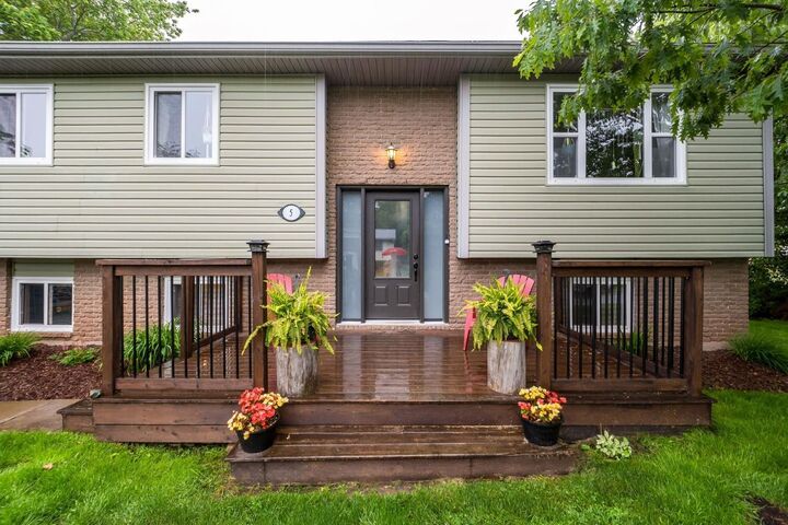 Property Photo:  5 Joan Eleanor Drive  NS B2W 5Z9 