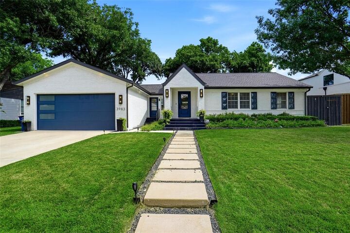 Property Photo:  3983 Highgrove Drive  TX 75220 