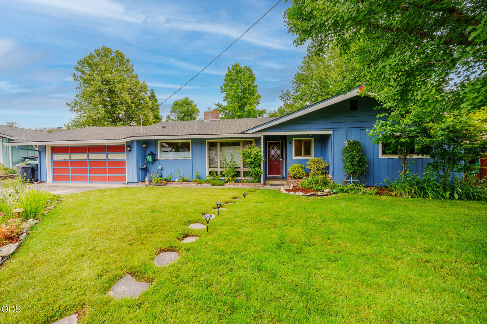 Property Photo:  333 Havana Avenue  OR 97504 