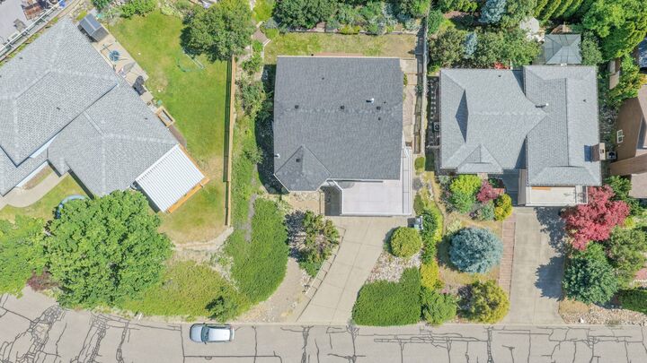 Property Photo: 4513 Cascade Drive BC V1T 8J7