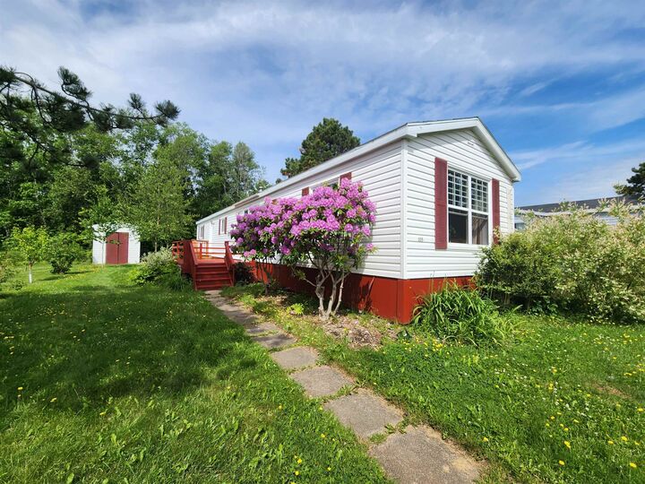 Property Photo:  105 Mariner Drive  PE C1C 1M2 
