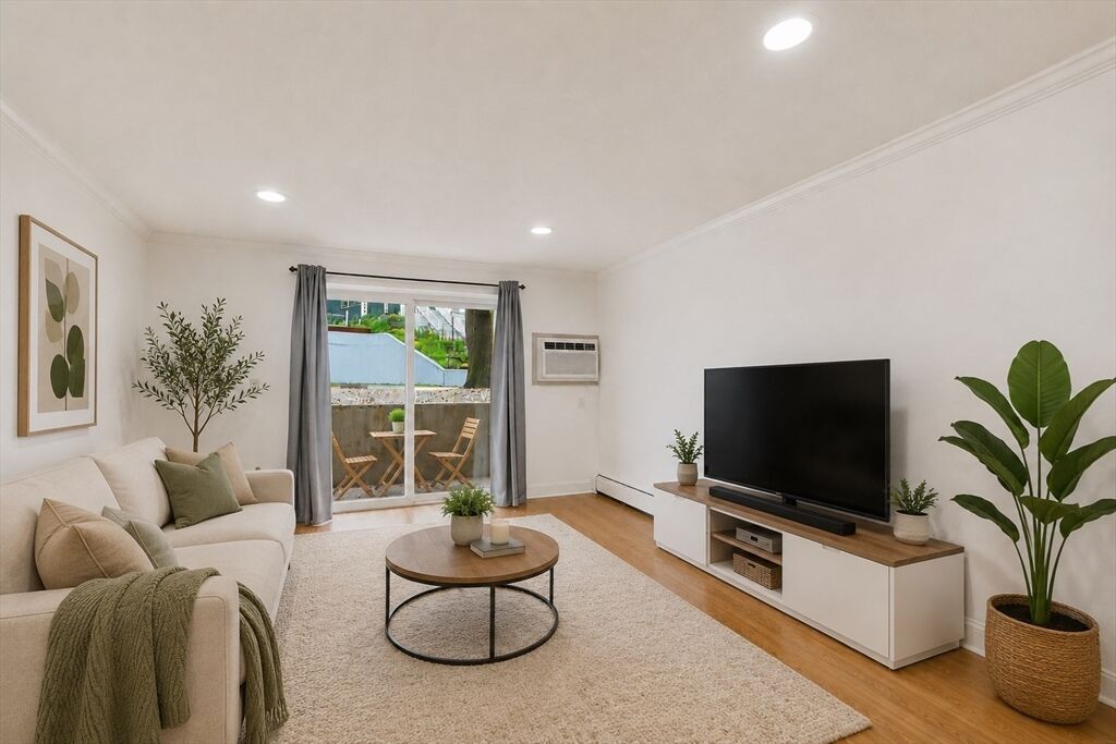 Property Photo:  70 Warren 1-4  MA 02150 
