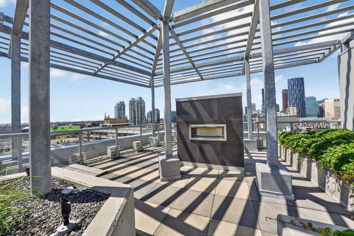 Property Photo:  624 8 Avenue SE 305  AB T2G 1S7 