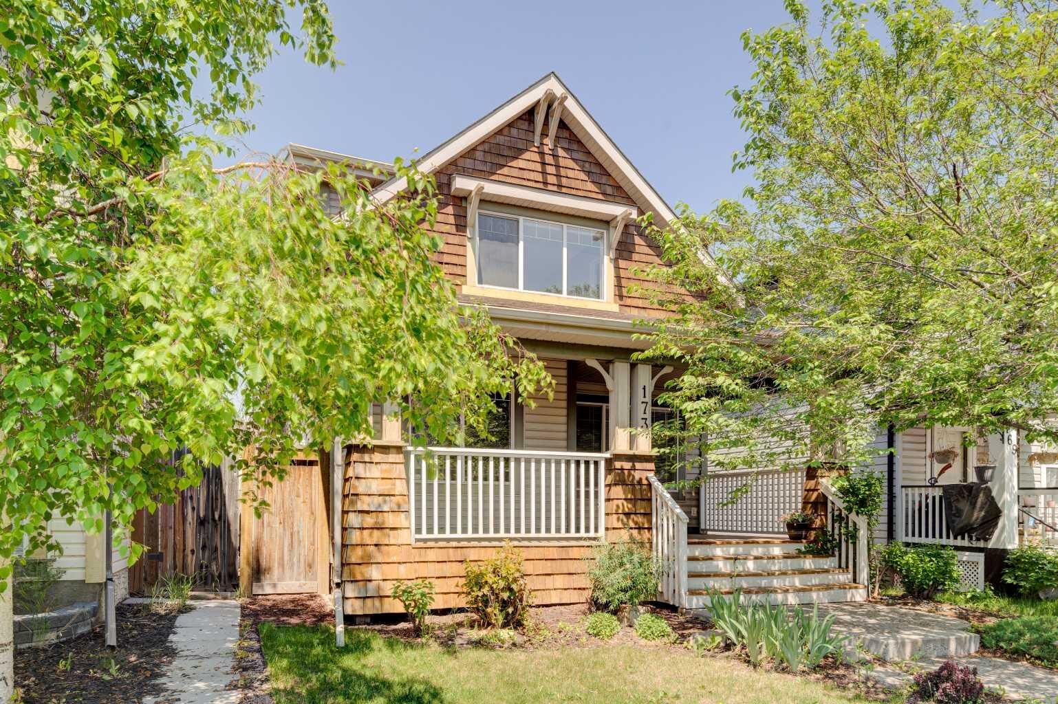 Property Photo:  173 Copperfield Gardens SE  AB T2Z 4C2 