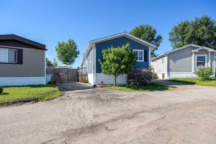 160 Grenada Place — photo 1
