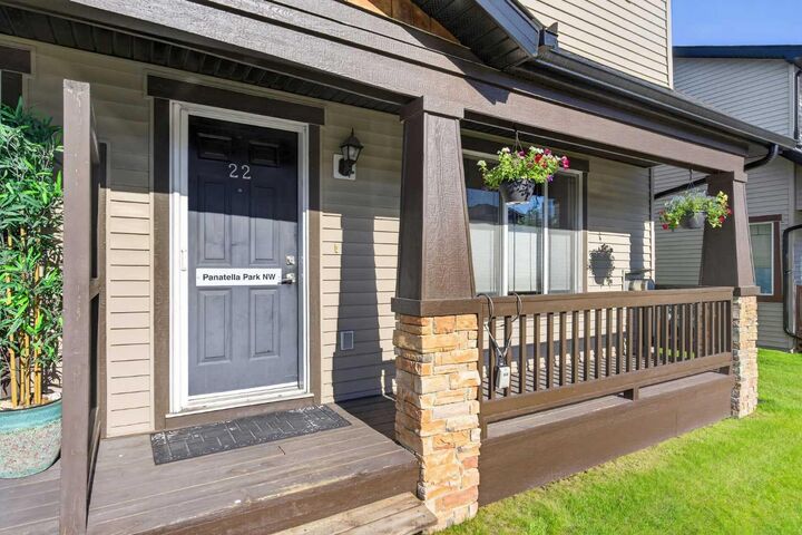 Property Photo: 22 Panatella Park NW AB T3K 6K4