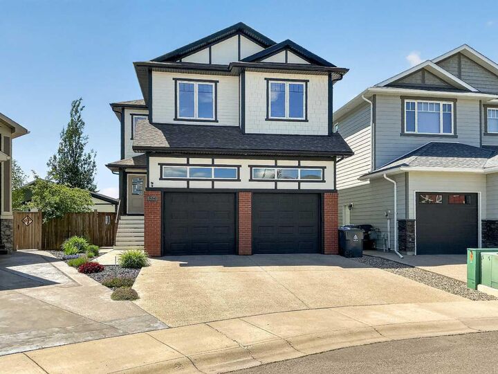 Property Photo: 556 Sixmile Crescent S AB T1K 5X2