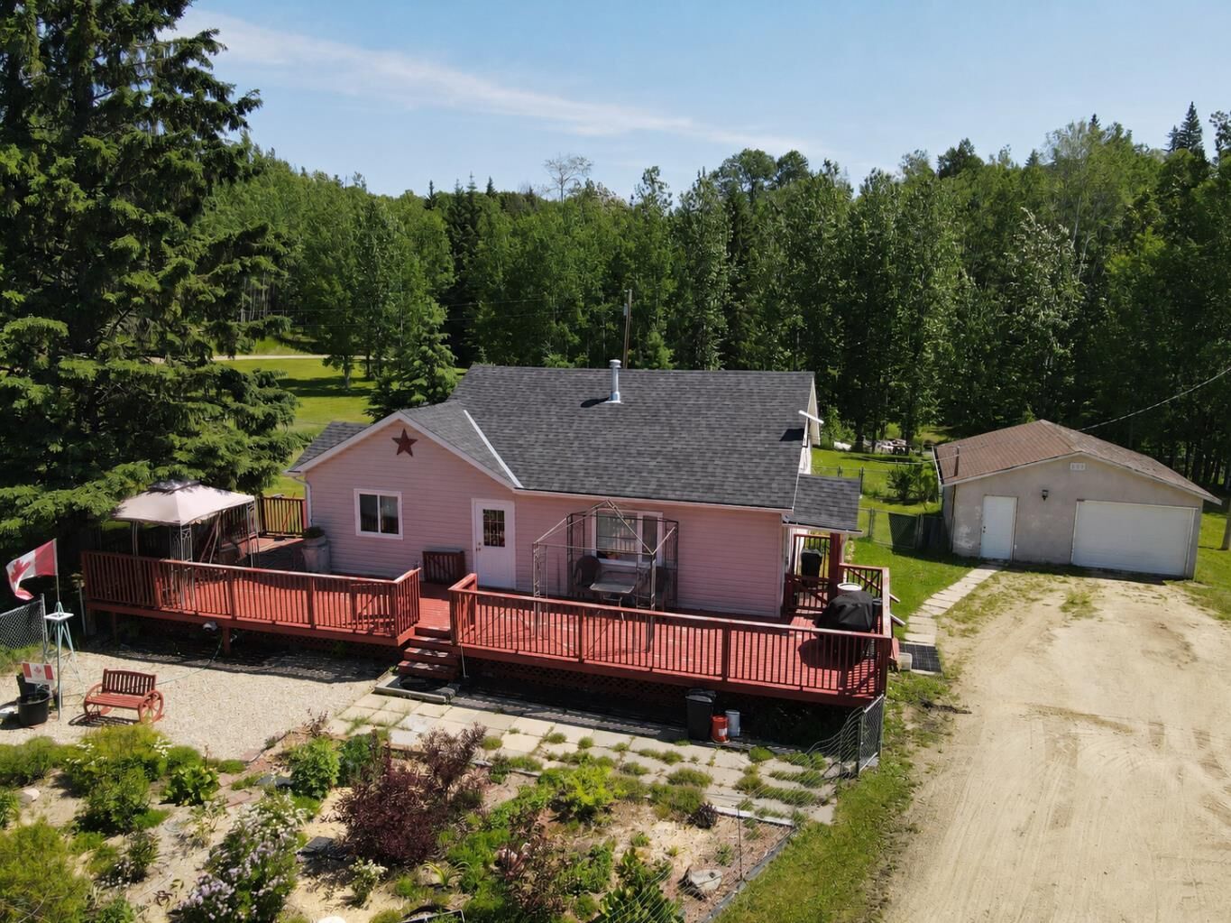 Property Photo:  590039 Range Road 113A  AB T7S 1N7 