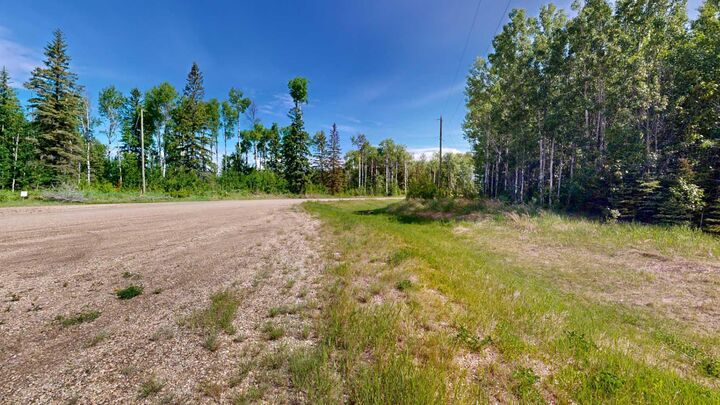 Property Photo:  Block 1 Lot 10 Elk Ridge Estates  AB T7S 1N9 