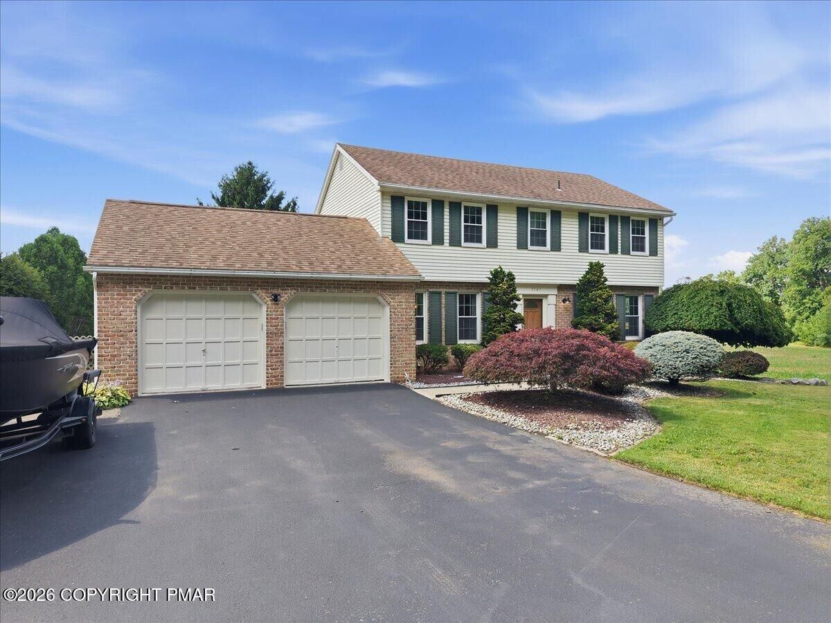 Property Photo:  3547 Hecktown Road  PA 18020 
